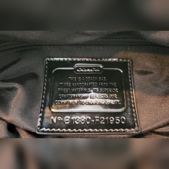 🏖️ SOLD New Coach Signature Black Canvas Stripe Tote Shoulder Bag - Picture 3 of 12